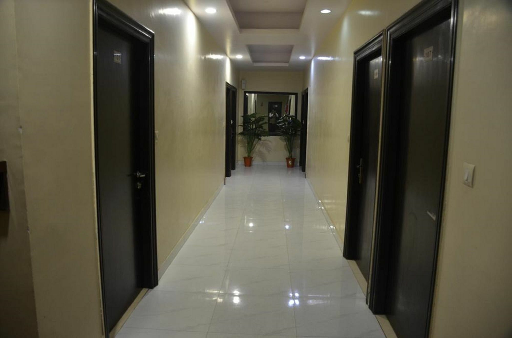 Hotel Jinendra Inn Jaipur Bagian luar foto