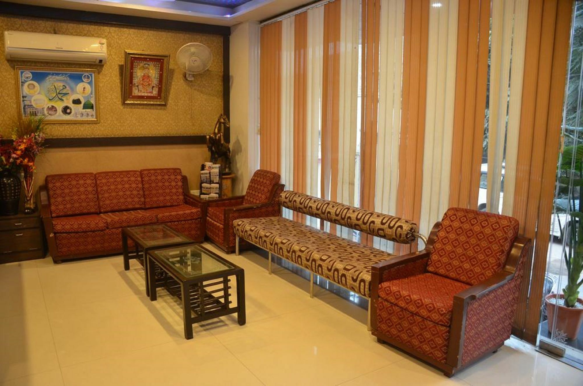 Hotel Jinendra Inn Jaipur Bagian luar foto